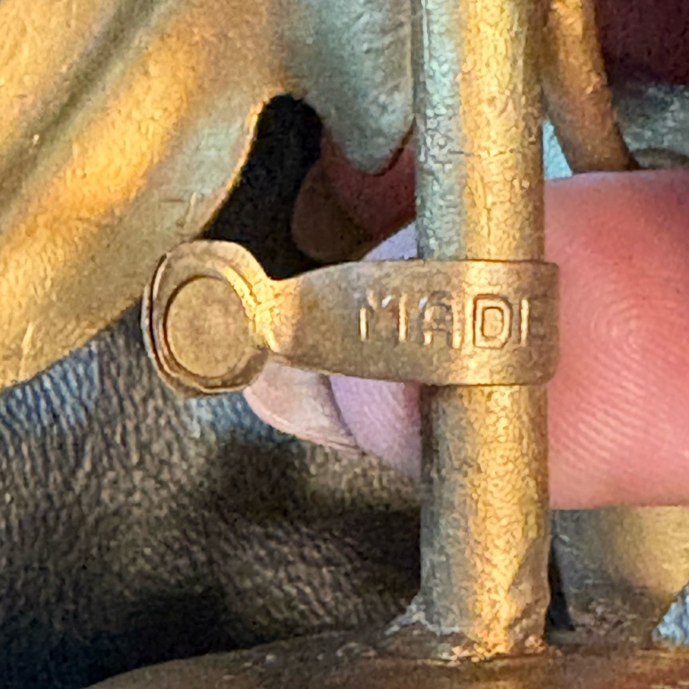 Italian Gilt Tole Candle Sconce (made in Italy) - Picture 6 of 10